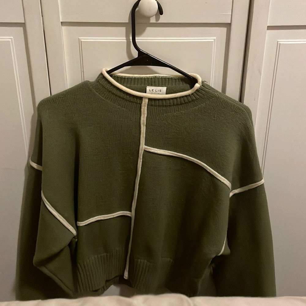 Lelis sweater